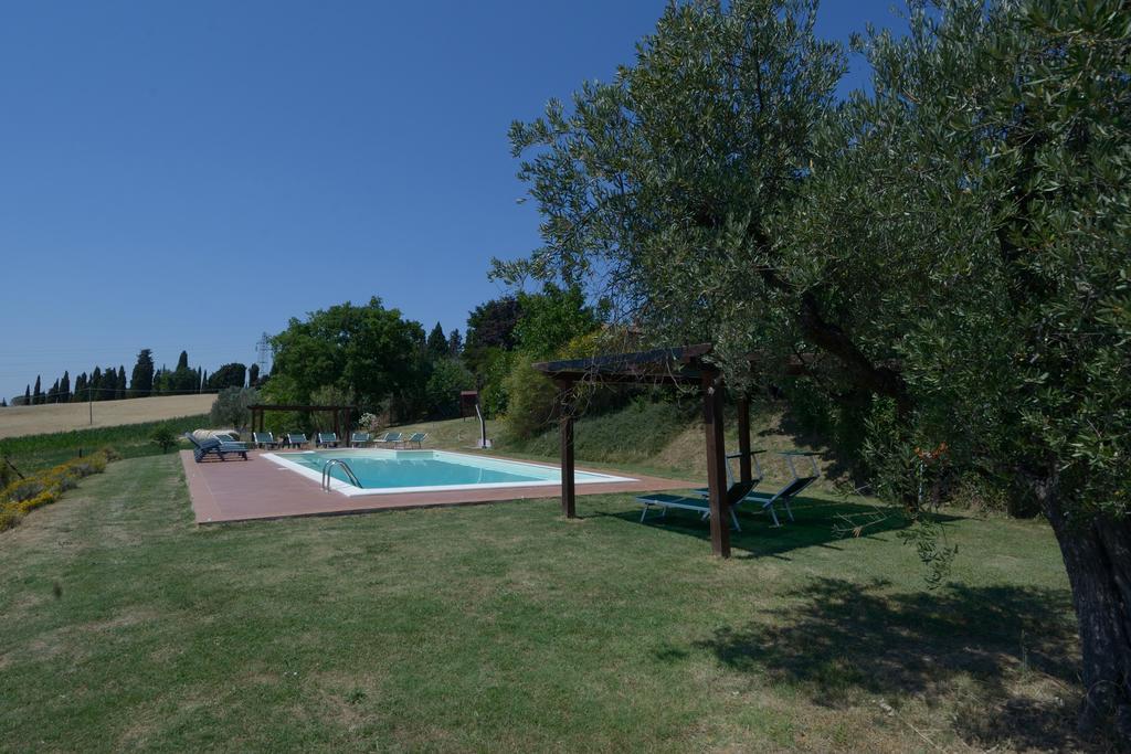 Agriturismo Borgo Del Papa Badia  Exterior photo