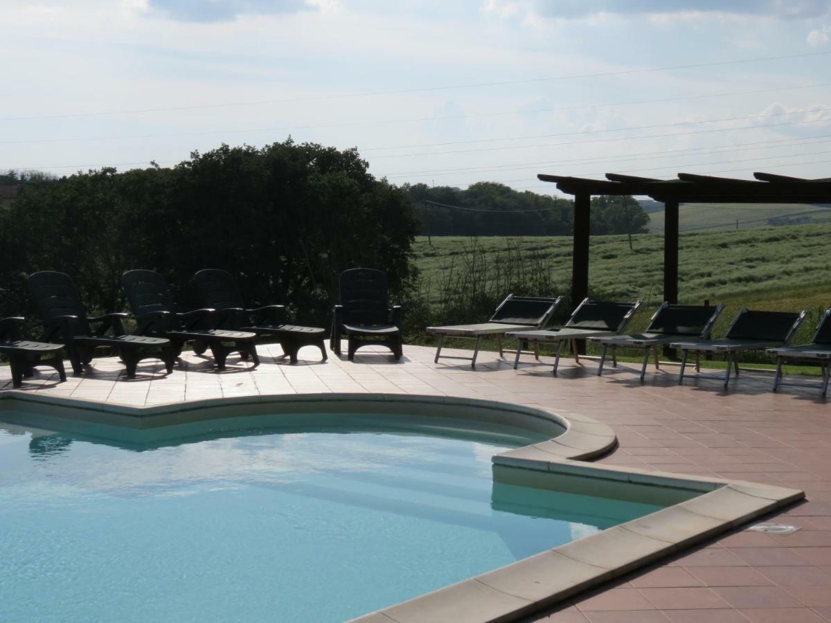 Agriturismo Borgo Del Papa Badia  Exterior photo